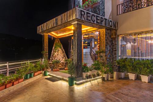 Entrance, Kanishka Retreat Chail in Chail Entrance, Kanishka Retreat Chail in Chail