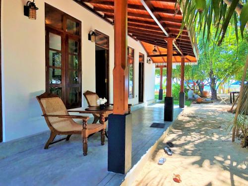 Sunflower Beach Resort in Beruwala Sunflower Beach Resort in Beruwala