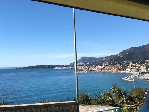 Villa-Gaby villa entiere et piscine in Menton Villa-Gaby villa entiere et piscine in Menton