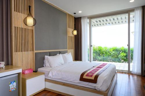 Oceanami Villa in Phuoc Hai Beach Oceanami Villa in Phuoc Hai Beach