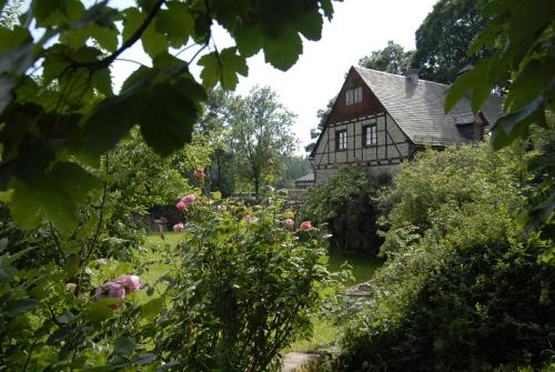 Garden, Landgasthof Haueis in Marktleugast Garden, Landgasthof Haueis in Marktleugast