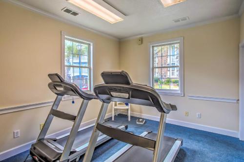 Fitnesscenter, Riverfront Myrtle Beach Condo Balcony and Pool in Forestbrook Fitnesscenter, Riverfront Myrtle Beach Condo Balcony and Pool in Forestbrook