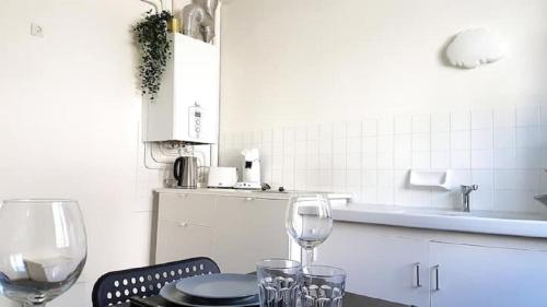 T1 GRAND STUDIO -4 PERSONNES-DISNEYLAND- PARIS a 10 minutes in Thorigny-sur-Marne T1 GRAND STUDIO -4 PERSONNES-DISNEYLAND- PARIS a 10 minutes in Thorigny-sur-Marne
