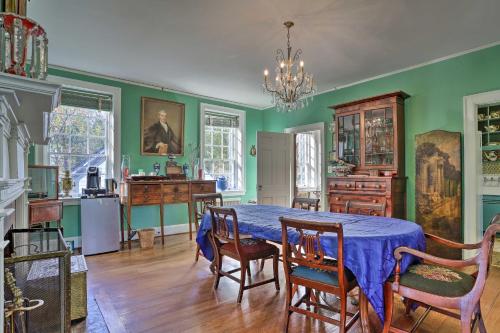 Historic Warrenton Home with Patio and Hot Tub! in Warrenton (VA) Historic Warrenton Home with Patio and Hot Tub! in Warrenton (VA)