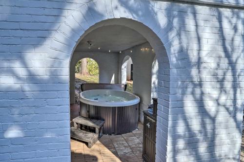 Historic Warrenton Home with Patio and Hot Tub! in Warrenton (VA) Historic Warrenton Home with Patio and Hot Tub! in Warrenton (VA)