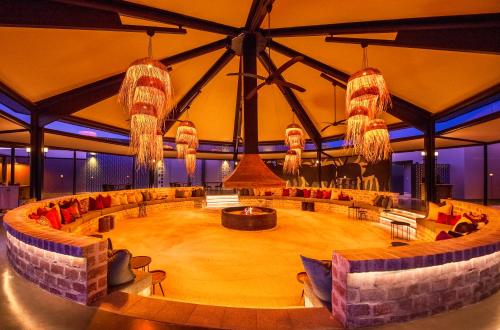 Pub/Lounge, Etosha King Nehale in Taman Etosha Pub/Lounge, Etosha King Nehale in Taman Etosha