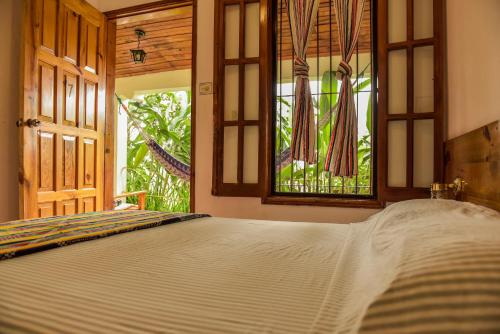 Hotel and Restaurant Guancascos in Gracias Hotel and Restaurant Guancascos in Gracias