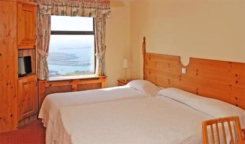 The Scarriff Inn in Caherdaniel The Scarriff Inn in Caherdaniel