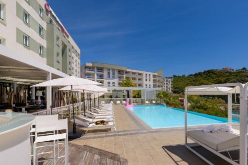 مسبح, Best Western Plus Ajaccio Amiraute in Ajaccio City Center مسبح, Best Western Plus Ajaccio Amiraute in Ajaccio City Center
