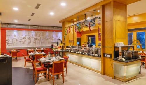 レストラン, Fortune Pandiyan Hotel, Madurai - Member ITC Hotels' Group in マドゥライ レストラン, Fortune Pandiyan Hotel, Madurai - Member ITC Hotels' Group in マドゥライ