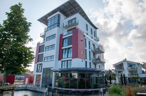Bejárat, Albert-INN-Glowe - 3 Schlafzimmer & Coworking & Strandkorb-saisonal & Sauna im Haus & Fahrräder (Albert-INN-Glowe - barrierefrei & 3 Schlafzimmer & Coworking & Strandkorb-saisonal & Sauna im Haus &) in Glowe városközpont Bejárat, Albert-INN-Glowe - 3 Schlafzimmer & Coworking & Strandkorb-saisonal & Sauna im Haus & Fahrräder (Albert-INN-Glowe - barrierefrei & 3 Schlafzimmer & Coworking & Strandkorb-saisonal & Sauna im Haus &) in Glowe városközpont
