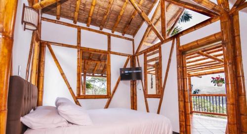 Guestroom, Santa Barbara Eco Glamping in Tibana Guestroom, Santa Barbara Eco Glamping in Tibana