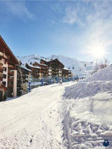 Surrounding environment, Tartiflat, Arc1950, 2 bed, Ski in Ski out, Arc 1950 in Bourg-Saint-Maurice Surrounding environment, Tartiflat, Arc1950, 2 bed, Ski in Ski out, Arc 1950 in Bourg-Saint-Maurice