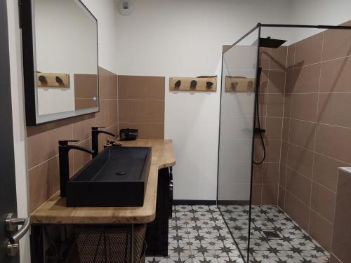 Bathroom, Au Paradis du Loft Joyeux in Thann Bathroom, Au Paradis du Loft Joyeux in Thann