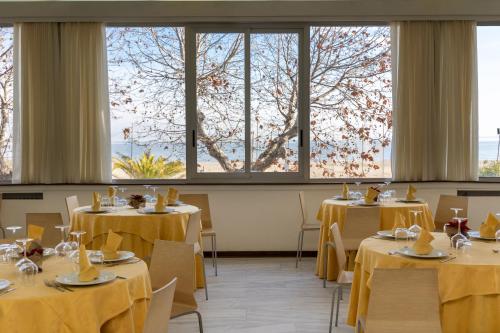 Létesítmények, Hotel Royal in Giulianova Létesítmények, Hotel Royal in Giulianova