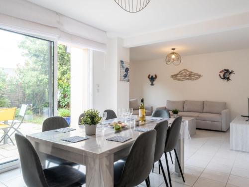 Holiday Home Résidence Ker Armor by Interhome (Holiday Home Residence Ker Armor by Interhome) in Quiberon Holiday Home Résidence Ker Armor by Interhome (Holiday Home Residence Ker Armor by Interhome) in Quiberon