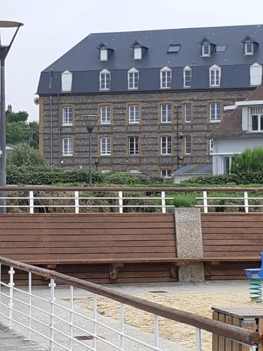 Exterior view, residence des bains in Veules Les Roses Exterior view, residence des bains in Veules Les Roses
