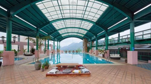 Swimming pool, Howard Lake Resort Shihmen Dam in Longtan District Swimming pool, Howard Lake Resort Shihmen Dam in Longtan District
