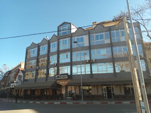 Hôtel chahrazad (Hotel chahrazad) in Imouzzer du Kandar Hôtel chahrazad (Hotel chahrazad) in Imouzzer du Kandar