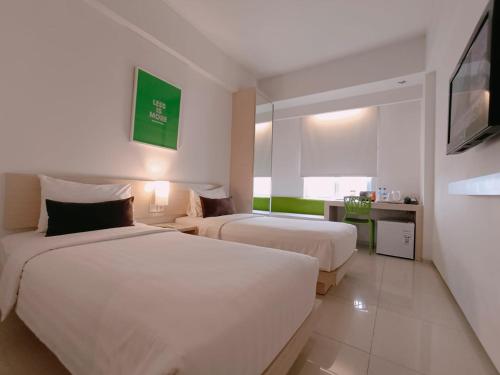 Guestroom, Zuri Express Lippo Cikarang in Cikarang Guestroom, Zuri Express Lippo Cikarang in Cikarang
