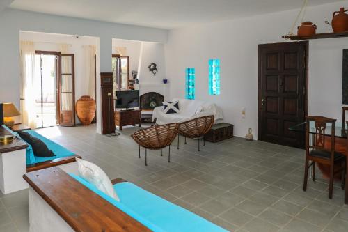 Golden View Villa in Vassilias - Ftelia Golden View Villa in Vassilias - Ftelia