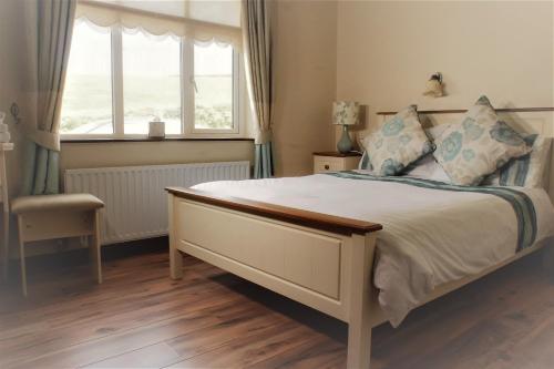 Hilltop B & B in Kilkee Hilltop B & B in Kilkee