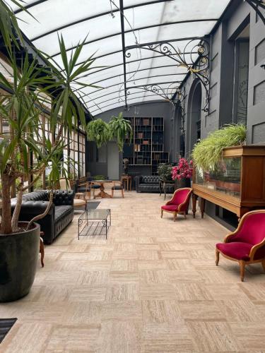 Vestíbulo, Hotel France et Chateaubriand in Saint-Malo Vestíbulo, Hotel France et Chateaubriand in Saint-Malo