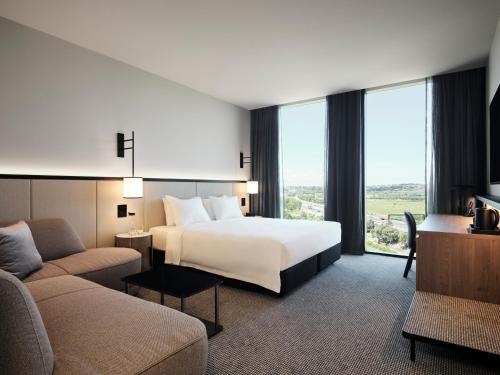 Hyatt Place Melbourne Caribbean Park in Dandenong Hyatt Place Melbourne Caribbean Park in Dandenong
