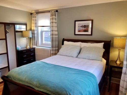 Sunny Home B&B in Charlottetown City Center Sunny Home B&B in Charlottetown City Center