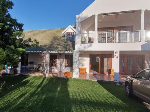 The Whitehouse in Oudtshoorn The Whitehouse in Oudtshoorn
