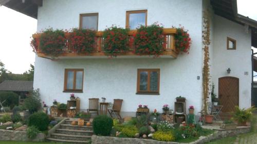 Ferienwohnung Walter Gluche in Pittenhart Ferienwohnung Walter Gluche in Pittenhart