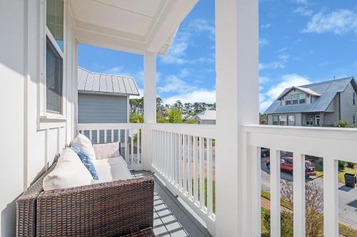 Lionfish Inn 53 in Inlet Beach (FL) Lionfish Inn 53 in Inlet Beach (FL)