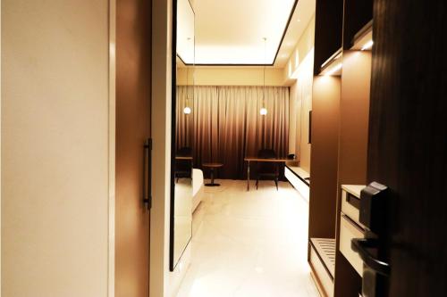 Seven Eleven Hotels & Club in Mira Bhayanda Seven Eleven Hotels & Club in Mira Bhayanda