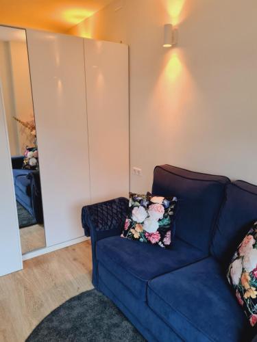 Studio Baarn with patio, airco, pantry, bedroom, bathroom, privacy - Amsterdam, Utrecht in Baarn Studio Baarn with patio, airco, pantry, bedroom, bathroom, privacy - Amsterdam, Utrecht in Baarn