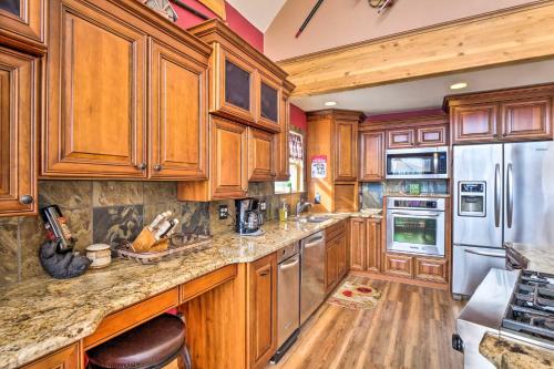 Luxe Fairplay Cabin with Furnished Deck on 3 Acres! in Fairplay (CO) Luxe Fairplay Cabin with Furnished Deck on 3 Acres! in Fairplay (CO)
