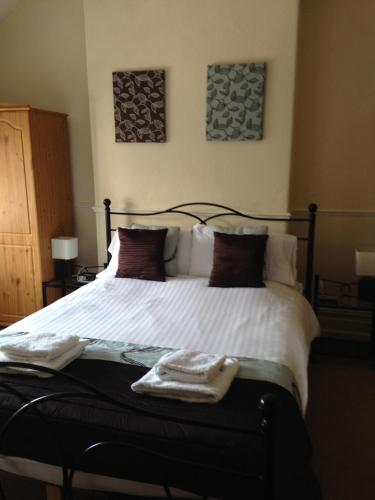 This photo about Kings Arms Hotel shared on HyHotel.com