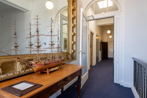 Bejárat, Hotel d'Urville in Blenheim Bejárat, Hotel d'Urville in Blenheim