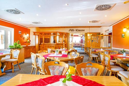 مطعم, Hotel "Zum Einsiedler" in Deutschneudorf مطعم, Hotel "Zum Einsiedler" in Deutschneudorf