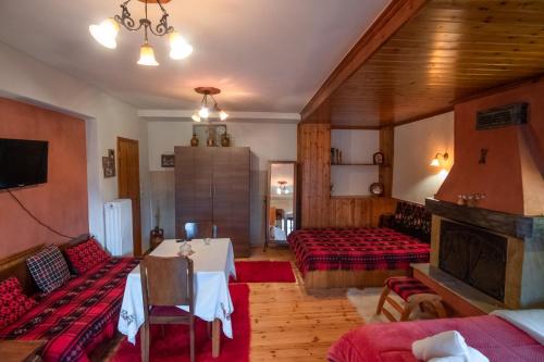 Casa Calda in Sirako Casa Calda in Sirako