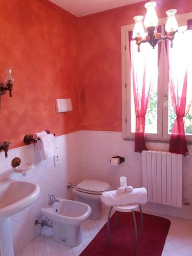 Bagno, Cozy flat with garden in Franciacorta & Iseo Lake in Paderno Franciacorta Bagno, Cozy flat with garden in Franciacorta & Iseo Lake in Paderno Franciacorta