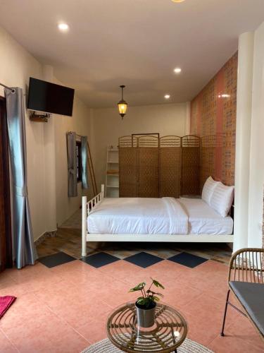 River Kwai Kiri Resort in Mueang Kanchanaburi River Kwai Kiri Resort in Mueang Kanchanaburi