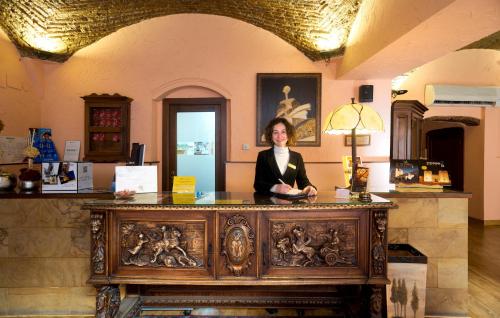 ردهة, Hotel Don Carlos Caceres in Caceres City Center ردهة, Hotel Don Carlos Caceres in Caceres City Center