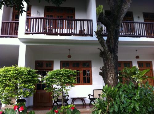 Exterior view, Little Paradise Tourist Guest House and Holiday Home in Anuradhapura Exterior view, Little Paradise Tourist Guest House and Holiday Home in Anuradhapura