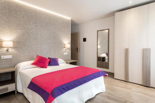 Hotel Rural Aunamendi in Ochagavia Hotel Rural Aunamendi in Ochagavia