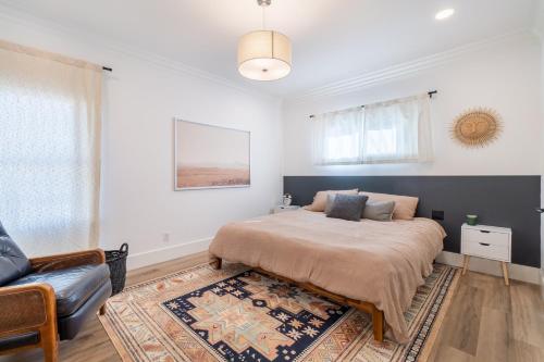 Plush 2-bed apt in Riverside Heights!