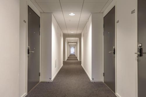 출입구, Boo Boo Living in 스톡홀름 출입구, Boo Boo Living in 스톡홀름