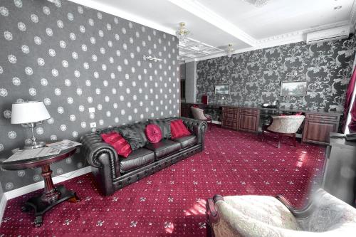 Boutique Hotel Molly O'Brain in Khanty-Mansiysk Boutique Hotel Molly O'Brain in Khanty-Mansiysk