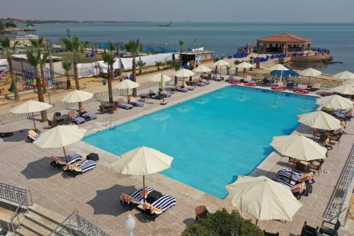 Basen, Jewel Fayed Hotel in Ismailia Basen, Jewel Fayed Hotel in Ismailia