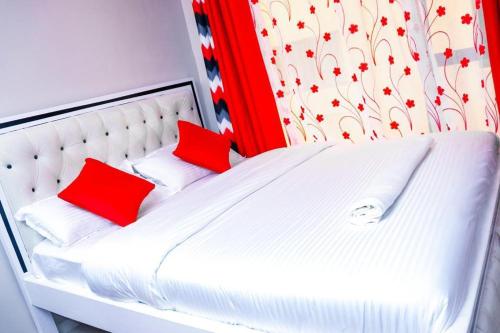 Maven Sparkles Furnished Apartments in Marurui Maven Sparkles Furnished Apartments in Marurui