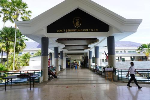 Bukit Beruntung Resort near Pasar Malam Bukit Sentosa Night Market Bukit Beruntung Resort near Pasar Malam Bukit Sentosa Night Market